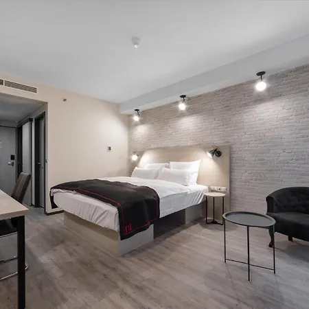 Ξενοδοχείο Dormero 4*